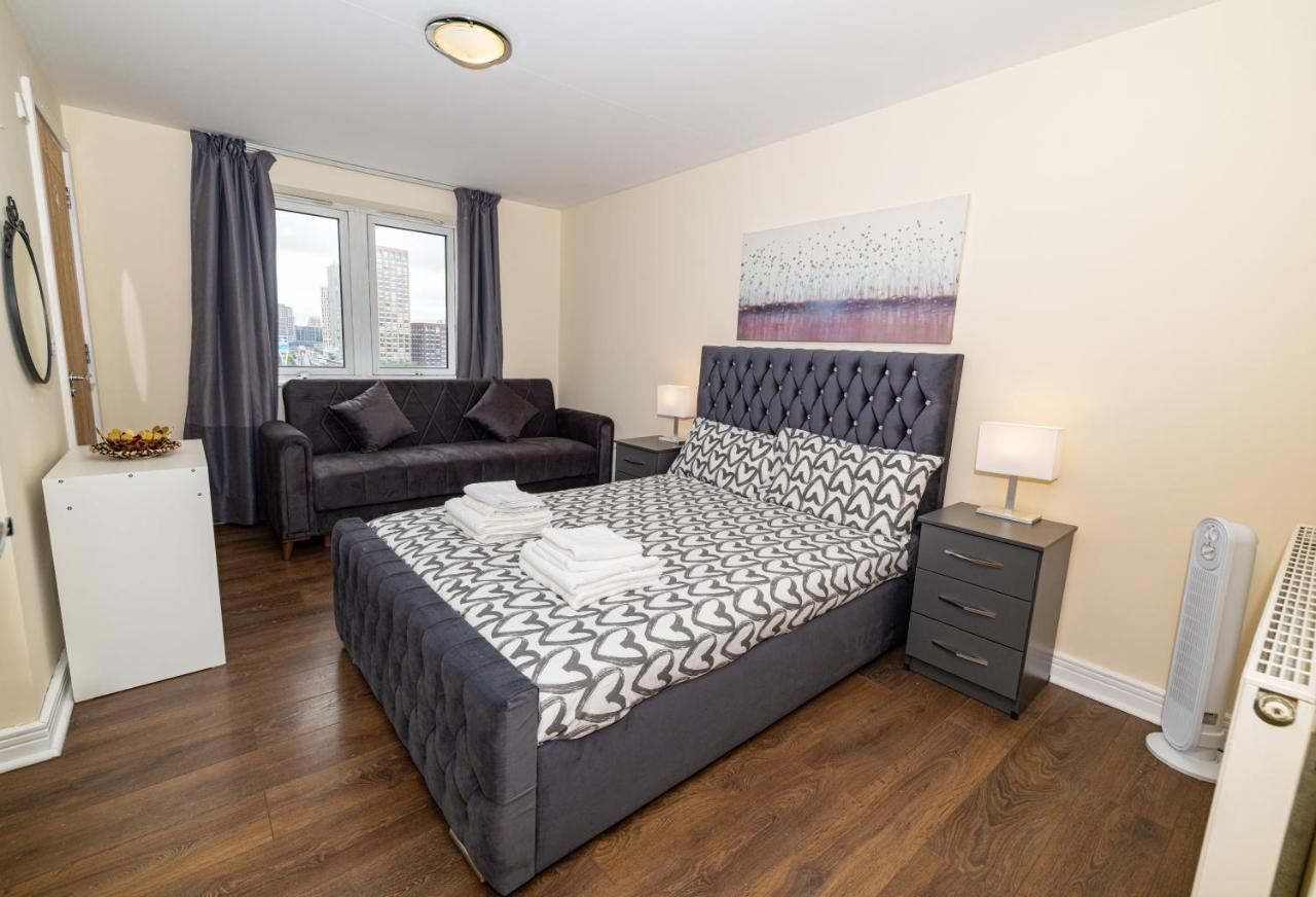 Two Bed Apartment Near Canary Wharf Лондон Екстериор снимка